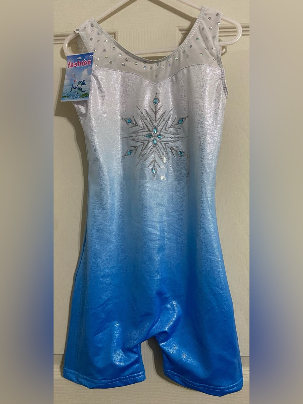 New-Snowflake Leotard for Girls Gymnastics/dance Size 9-10Y